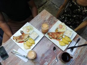 Гостиница Hostel la Antigua Capsula  Картахена